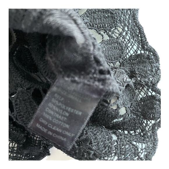 J.O.A. Black Sheer Embroidered Sleeveless Top Size Small - Picture 7 of 7